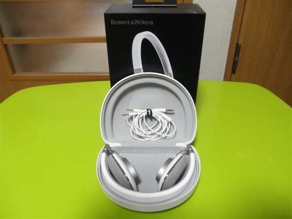 Bowers & Wilkins P3 Mobile Hi-Fi HeadPhones [ブルー] 価格比較