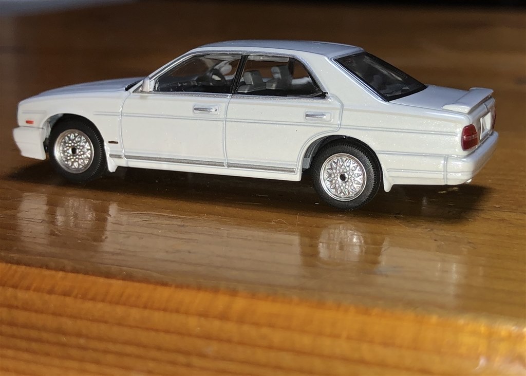 トミカリミテッドヴィンテージNEO 日産 グロリア アルティマ Amazon | トミカリミテッドヴィンテージ ネオ 1/64 LV-N203a