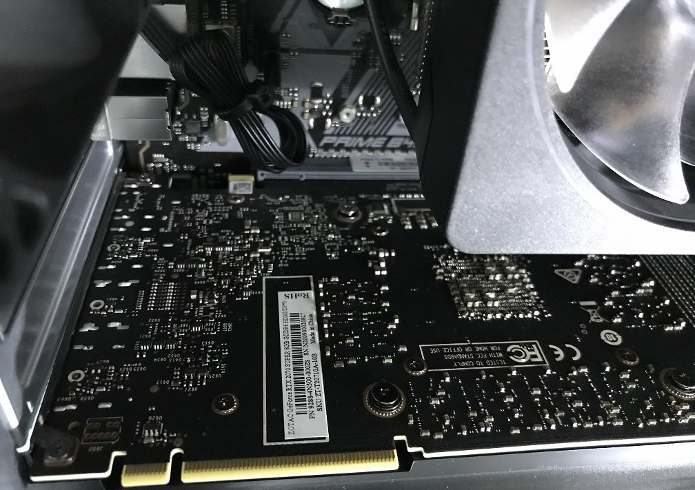 グラフィックボードはZT-T20710A-10Bが入っていました』 iiyama STYLE