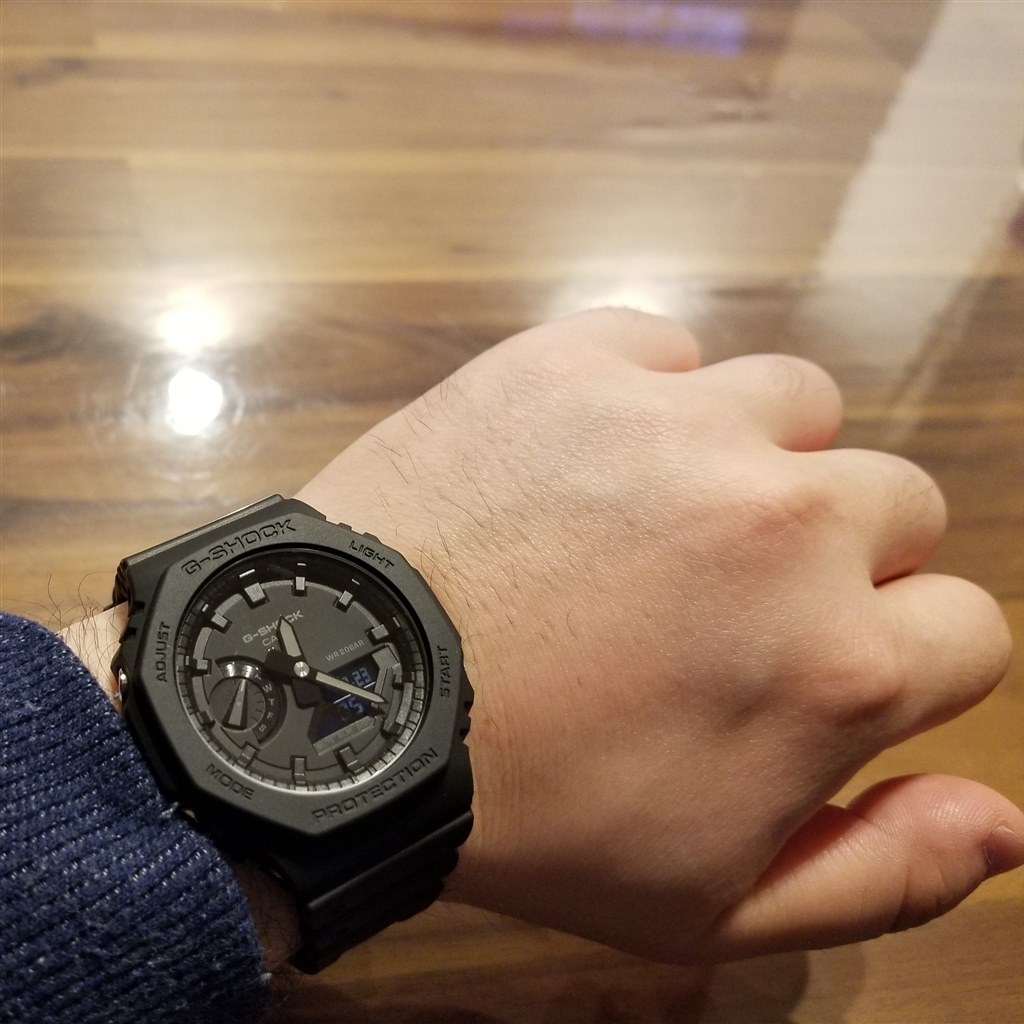 腕時計(デジタル)未使用　G-SHOCK  GA2100  カシオーク　ブラック