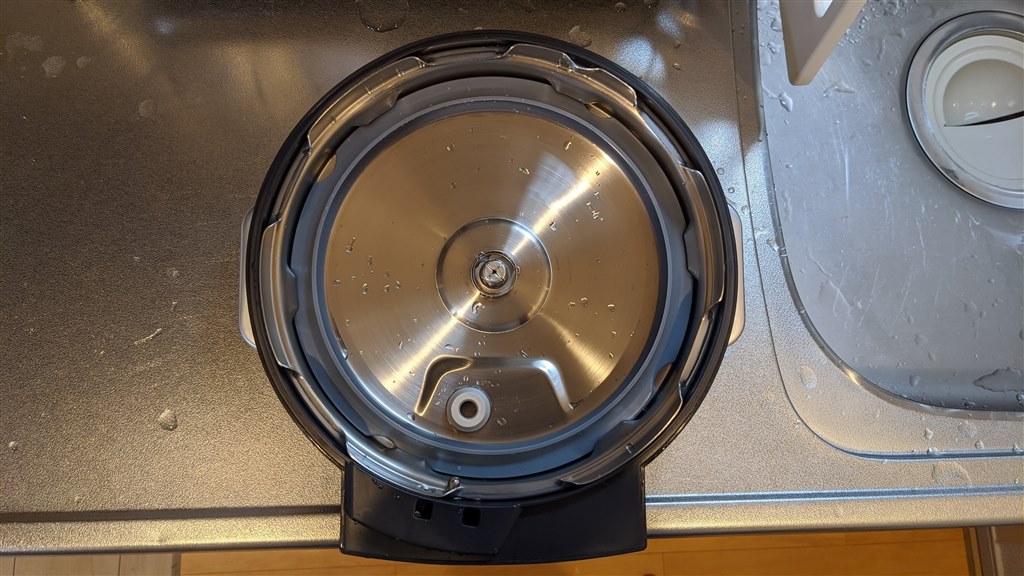 蓋の構造についての考察』 アイリスオーヤマ KPC-MA2 MGR2501さんの