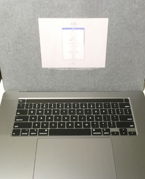 Apple MacBook Pro Retinaディスプレイ 2300/16 MVVK2J/A [スペース