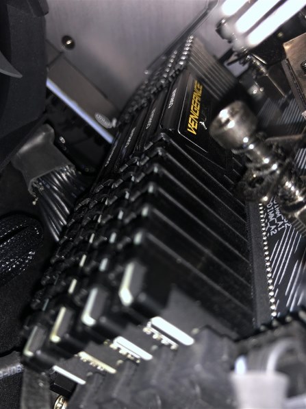 CMK16GX4M2A2666C16 8GB2枚　2個セット Corsair Vengeance LPX Kit de Mémoire DDR4 16Go (2x8Go)