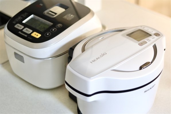 SHARP シャープヘルシオ ホットクックKN-HW16E-W 白 Amazon.co.jp: シャープ 水なし自動調理鍋 1.6L ホワイト系SHARP