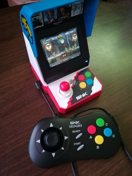 携帯用ゲーム機本体 SNK - NEO GEO mini 71pFFDPv03L._AC_UL210_SR210,