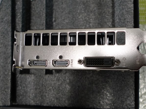 玄人志向 GF-GTX1650D6-E4GB [PCIExp 4GB] 価格比較 - 価格.com