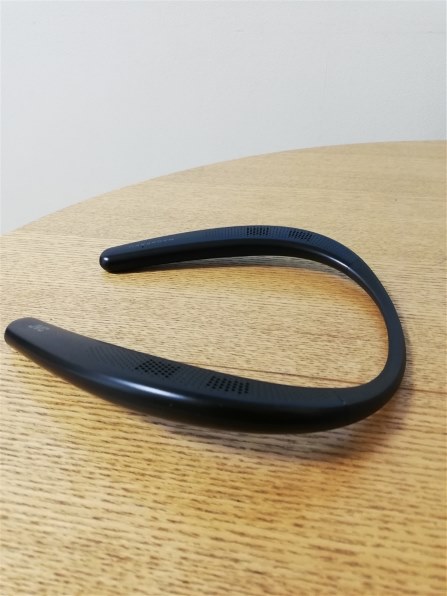 軽量＆柔かな素材でフィット感が抜群な快適ネックスピーカー