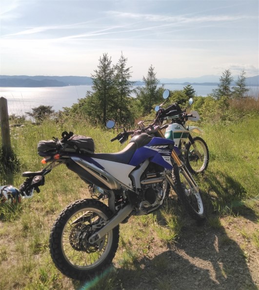 WR250R 2017年式(最終型)　走行9600km(メーター値) ヤマハ WR250R のカタログ情報 | 新車・中古バイク情報