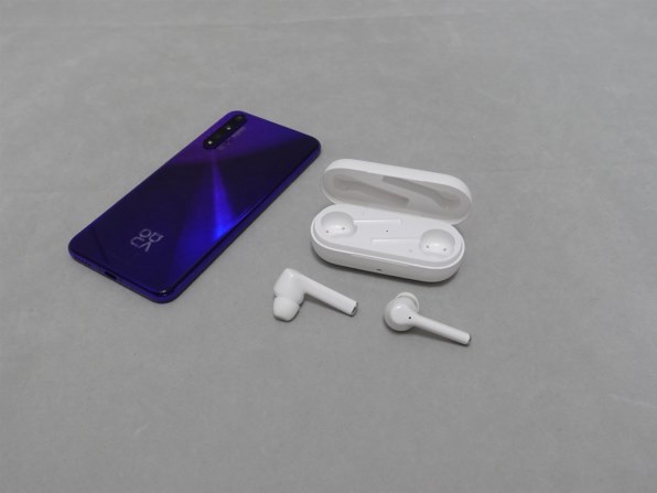 HUAWEI FreeBuds 3i カーボンブラック i-huawei-freebuds-3i-czarny.jpg