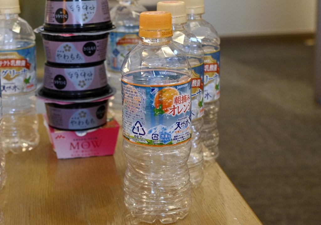 限定品】 サントリー 朝摘みオレンジ サントリー天然水540ml×48本 水、炭酸水