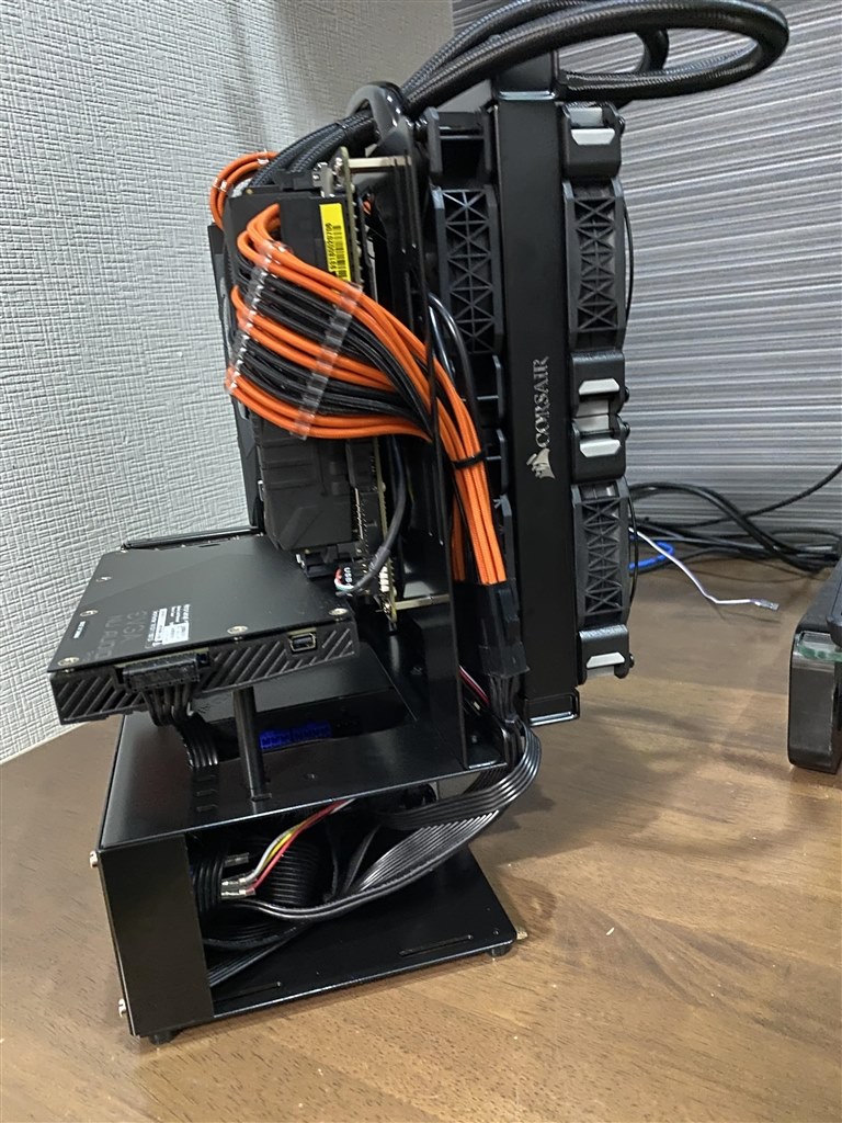 自作 オープンフレームPC Core i3 8100/Win11 自作 オープンフレームPC Core i3 8100/Win11