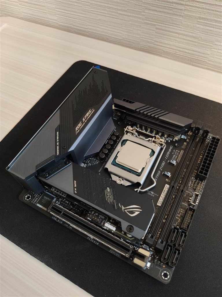 KRAKEN X53とH210iで組むときは注意』 ASUS ROG STRIX Z490-I