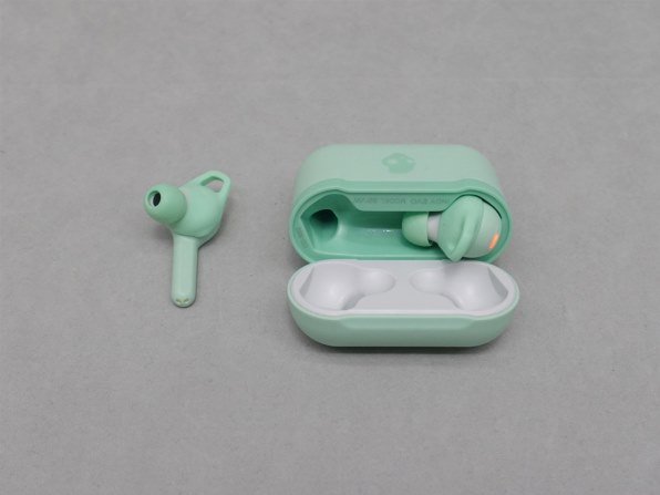 未使用新品SKULLCANDYスカルキャンディ  INDY MINT スカルキャンディの完全ワイヤレスイヤホン「Indy」の 新色発売