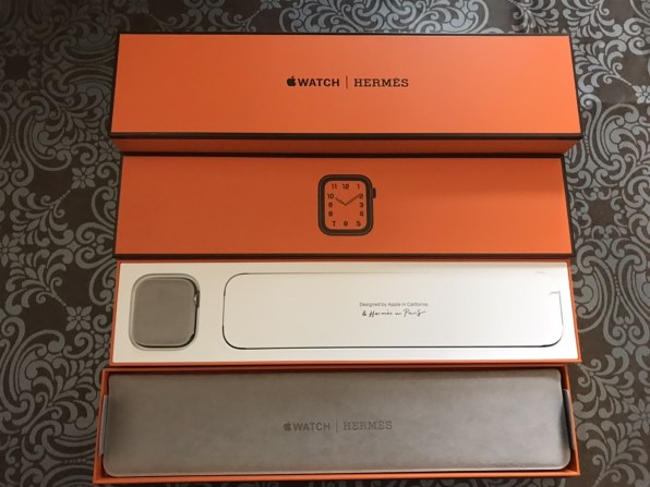 Apple Apple Watch Hermes Series 5 GPS+Cellularモデル 44mm Apple Apple Watch Hermes Series 5 GPS+Cellularモデル 44mm