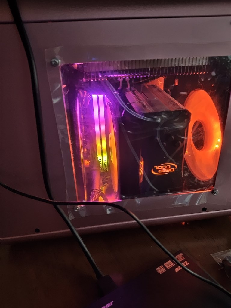 ファンレスグラボも入ったけど干渉したよ Raijintek Metis Plus 0rb ピンク 清瀬は埼玉じゃないさんのレビュー評価 評判 価格 Com