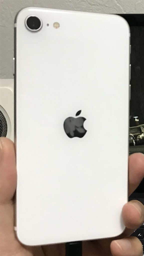 【新品未使用】iPhone SE2 ホワイト