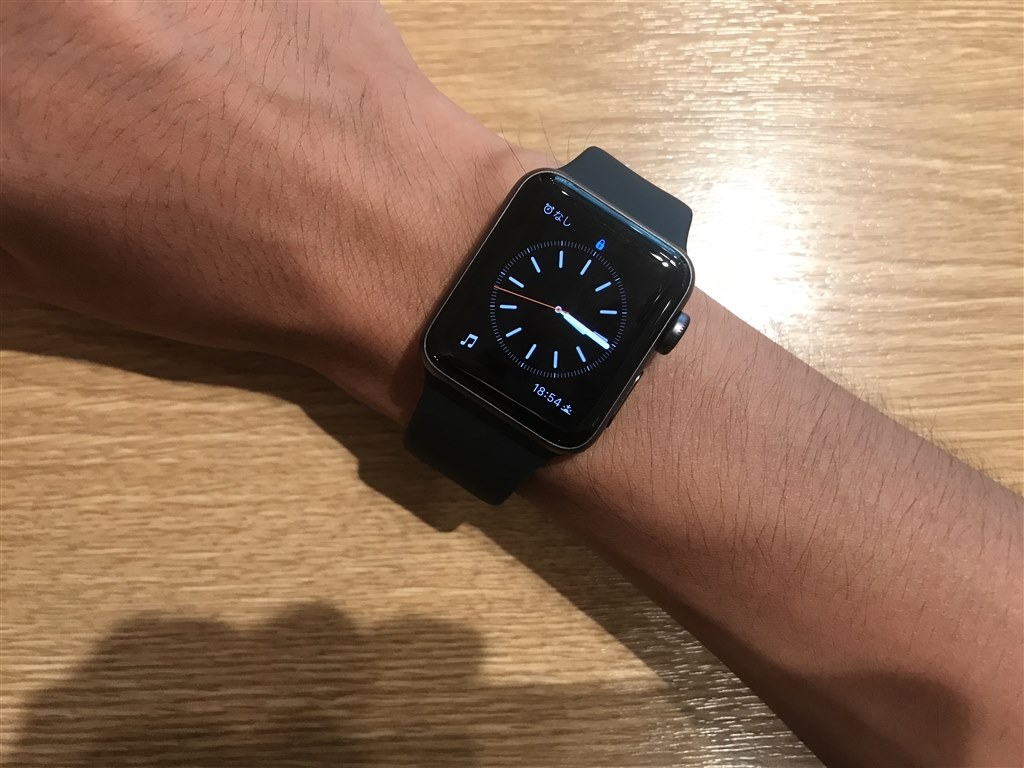 過激的アンチ腕時計派の俺を、たった2万円で唸らせた』 Apple Apple Watch Series 3 GPSモデル 38mm MTF02J/A  [ブラックスポーツバンド] 六区ぱらくんさんのレビュー評価・評判 - 価格.com