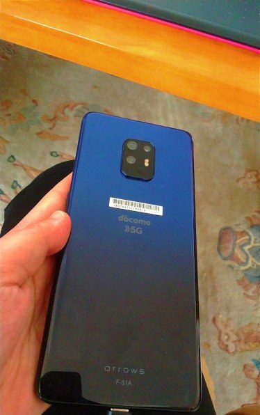 docomo arrows 5G F-51A チタニウムシルバー SIMフリー arrows 5G F-51A チタニウムシルバー : ハッピーライフ