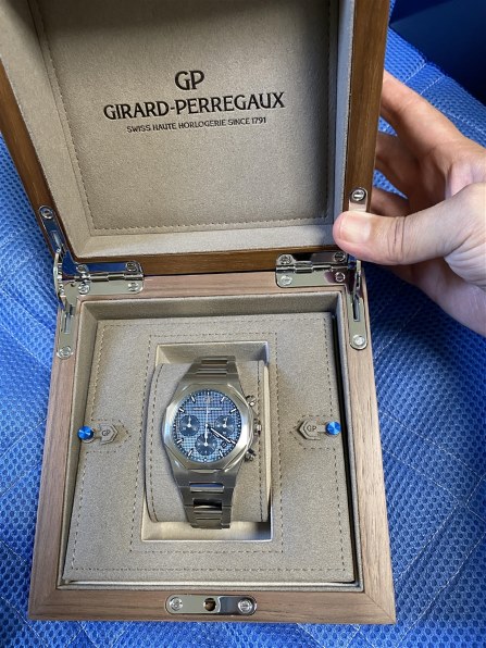 ジラールペルゴ　GP ロレアート　箱 ジラール ペルゴ / GIRARD-PERREGAUX ロレアート クロノグラフ 42mm
