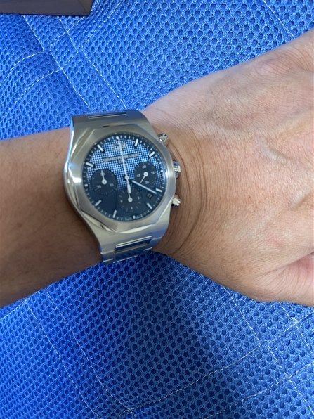 ジラール・ペルゴ ロレアート クロノグラフ 42 MM 81020-11-431-11A