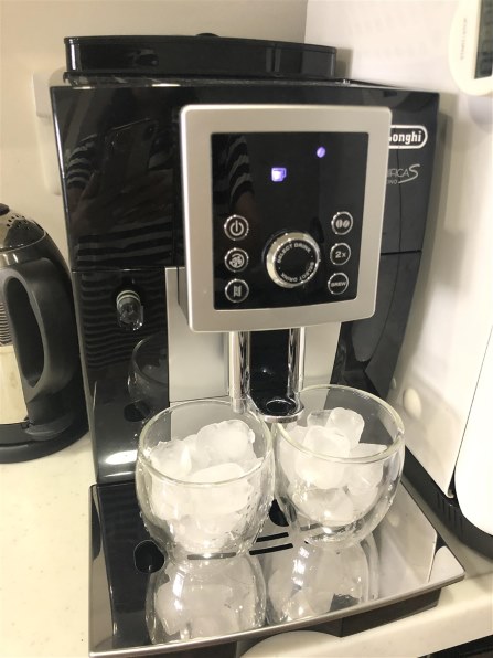 デロンギ マグニフィカS カプチーノ スマート ECAM23260SBN投稿