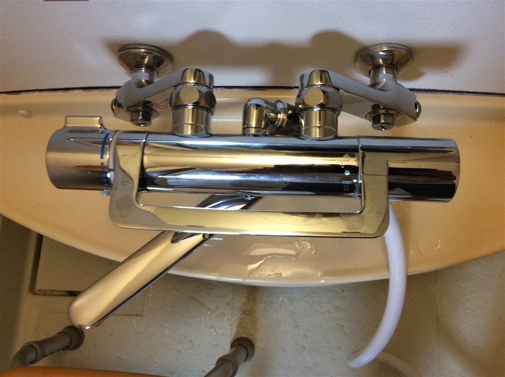 DIYレベルで交換可能! 費用対効果大!』 TOTO 壁付 DIYレベルで交換可能! 費用対効果大!』 TOTO 壁付
