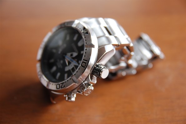 シチズン プロマスター MARINE-エコ・ドライブ電波時計 PMD56-3081投稿