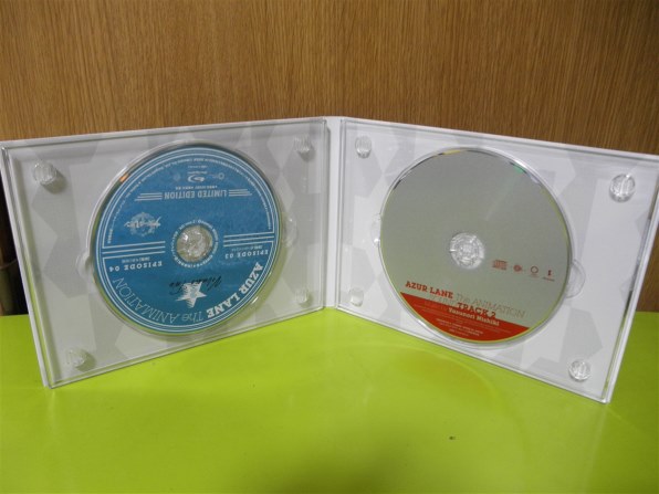 アニメ アズールレーン Vol.1 Blu-ray[TBR-29291D][Blu-ray/ブルーレイ]投稿画像・動画 - 価格.com