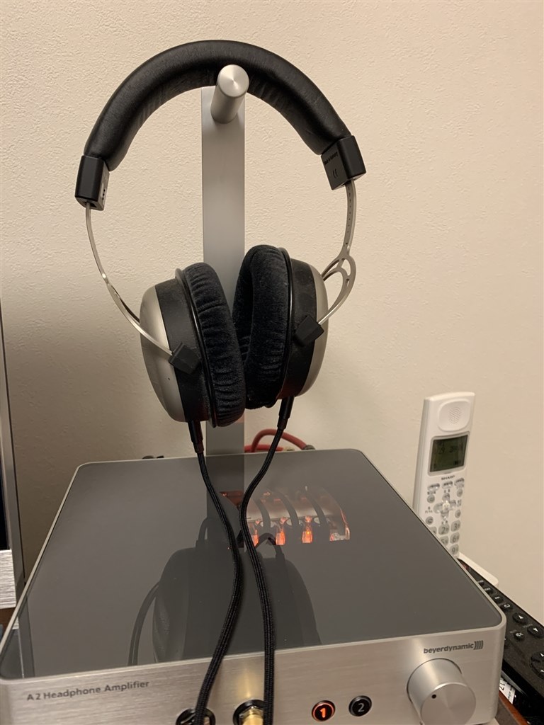 beyerdynamic プレミアムヘッドホンアンプ シルバー A 20｜オーディオ