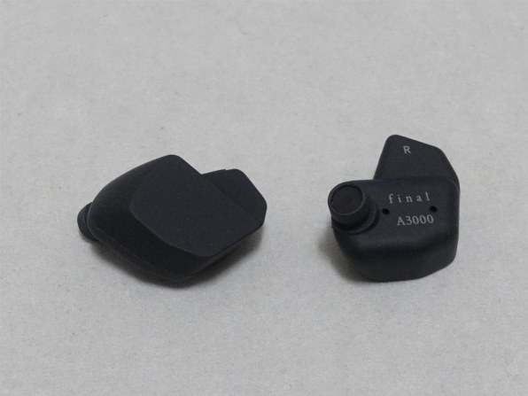 final A3000 有線イヤホン マットブラック final A3000 マットブラック