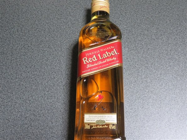 ジョニーウォーカー　JOHNNIE WALKER 赤　２００ml ５０ml 楽天市場】ジョニーウォーカー レッドラベル ブレンデッド