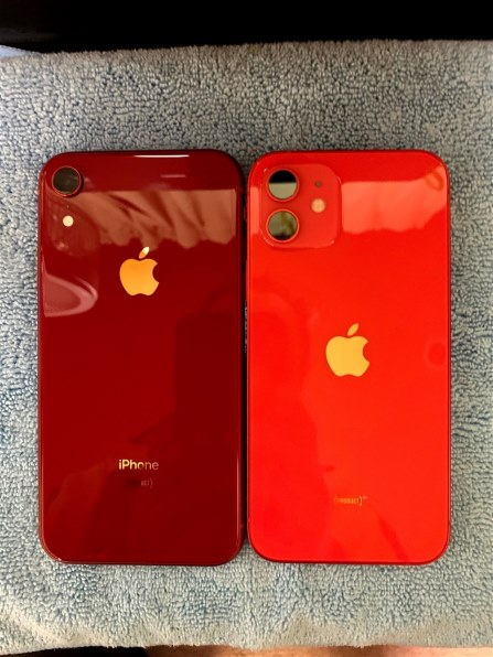 Apple iPhone 12 (PRODUCT)RED 64GB SIMフリー [レッド]投稿画像・動画