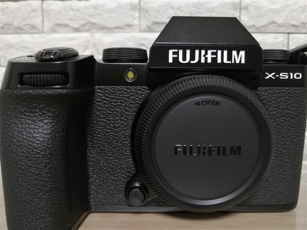 小は大を兼ねる機種。レンズ沼にようこそ』 富士フイルム FUJIFILM X 