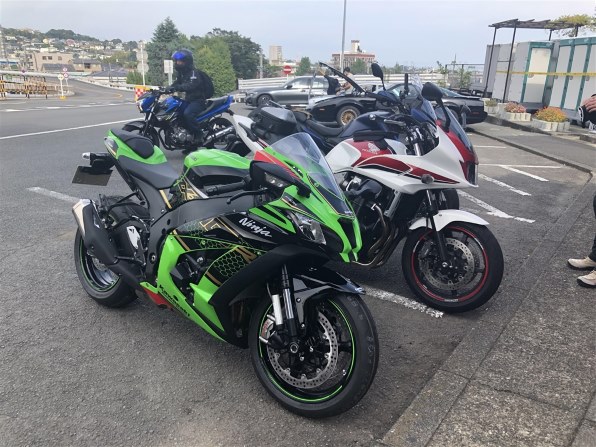 にゃー 06 Kawasaki Ninja ZX-RR