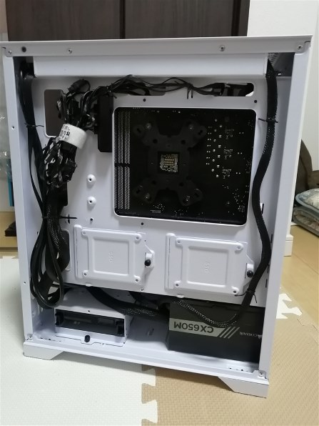 Thermaltake S100 TG Snow Edition CA-1Q9-00S6WN-00 [ホワイト]投稿