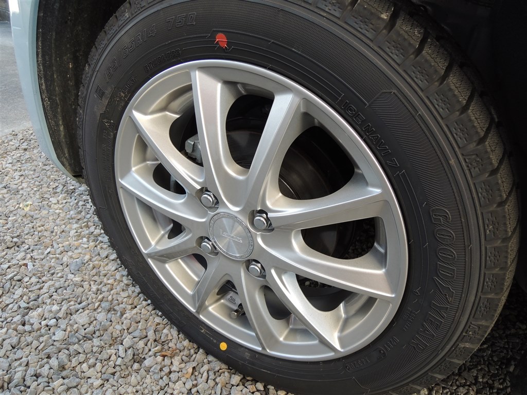 なかなかお買い得です グッドイヤー Ice Navi 7 155 65r14 75q Nana Nana Nanaさんのレビュー評価 評判 価格 Com