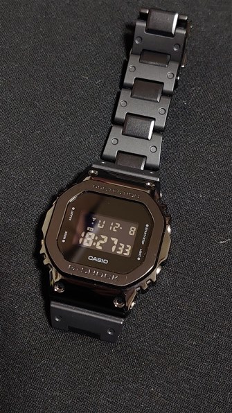 カシオ G-SHOCK GM-5600B-1JF 価格比較 - 価格.com