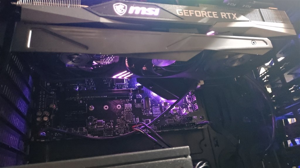 DDR4-3200(native)でも問題なく動作しています。』 MSI MPG Z490