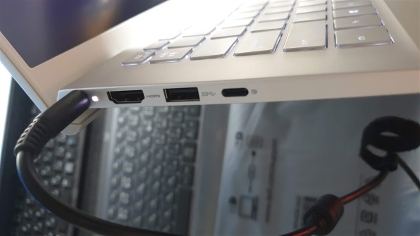 Dell Inspiron 14 5000 プレミアム Ryzen 5 4500U・8GBメモリ Dell Inspiron 14 5000 プレミアム Ryzen 5 4500U・8GBメモリ