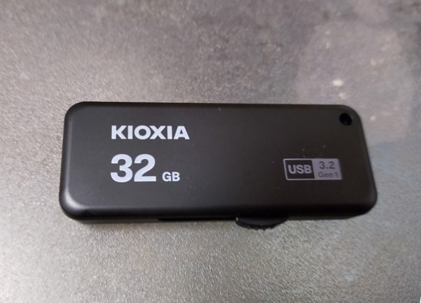 キオクシア TransMemory U365 KUS-3A032GK [32GB] 価格比較 - 価格.com