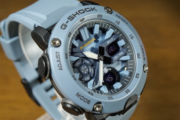 カシオ G-SHOCK Utility Color GA-2000SU-2AJF 価格比較 - 価格.com