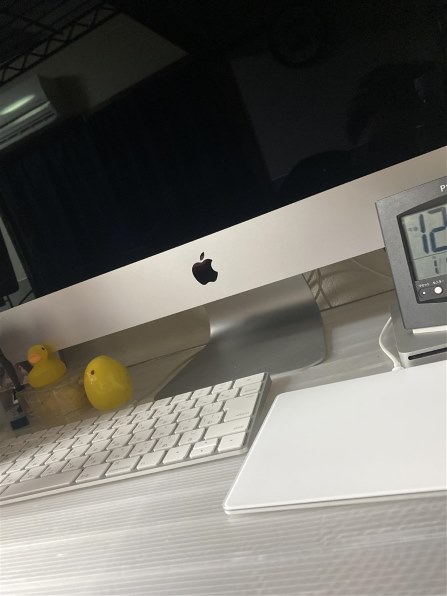 Apple iMac 21.5インチ MMQA2J/A [2300] 価格比較 - 価格.com