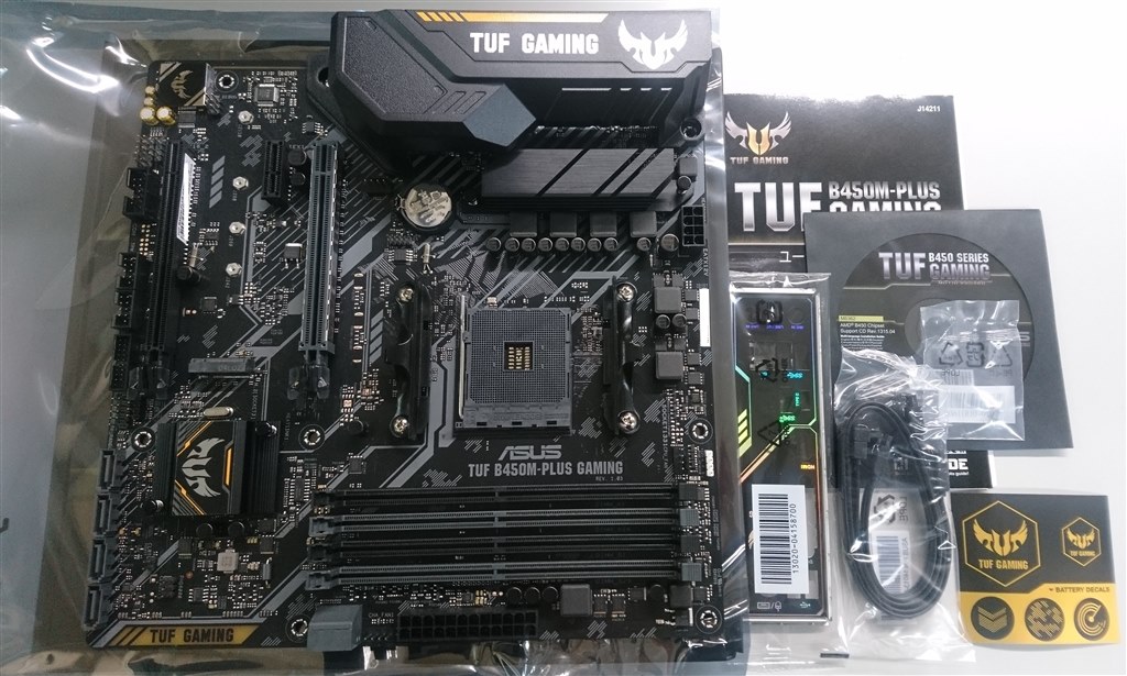 新春セール ワゴンに入ってた♪』 ASUS TUF B450M-PLUS GAMING