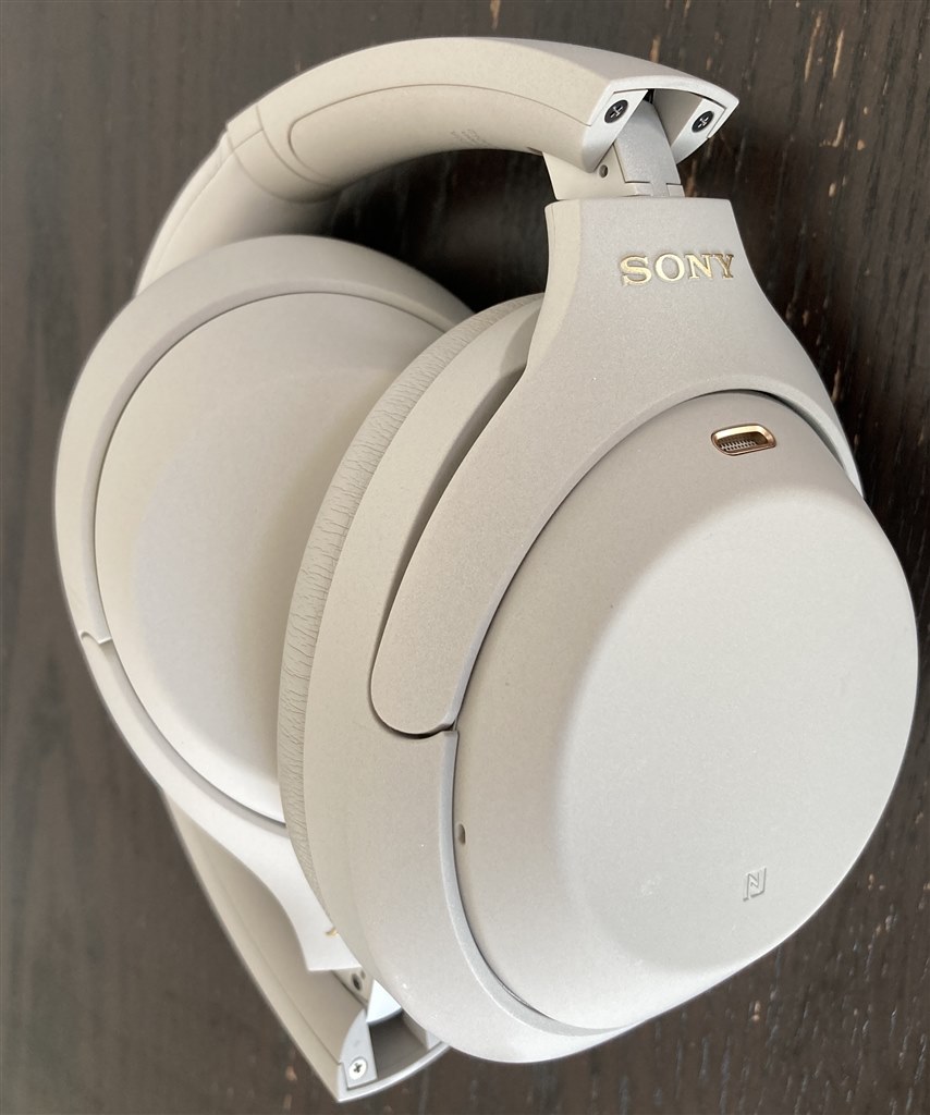 SONY ワイヤレスヘッドフォン WH-1000XM4 (S)プラチナシルバー-