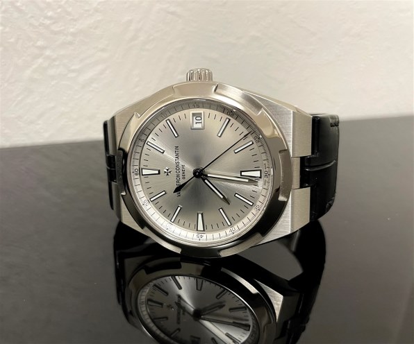 ヴァシュロン・コンスタンタン オーヴァーシーズ 4500V/110A-B126投稿