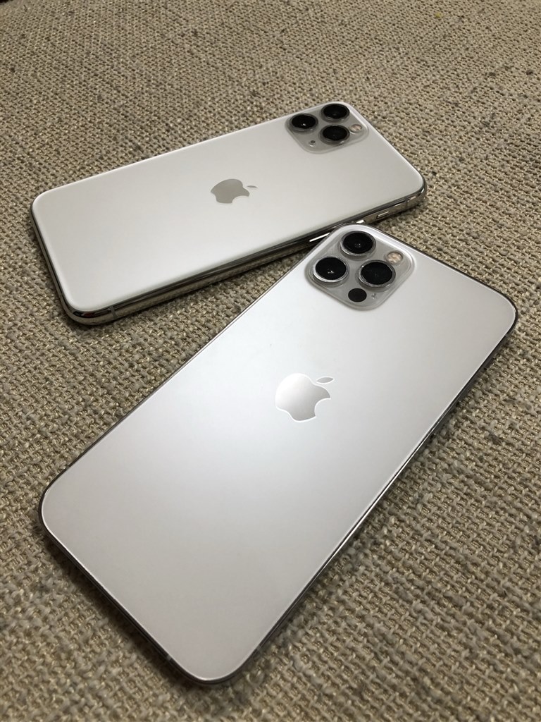 紺×赤 iPhone 12 pro シルバー 128 GB docomo - 通販 - www 