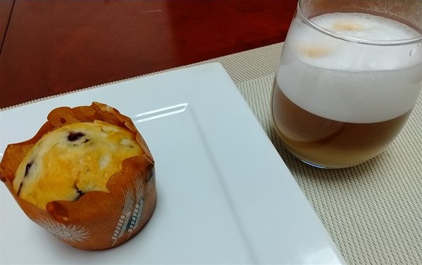 デロンギ マグニフィカS カプチーノ スマート ECAM23260SBN投稿