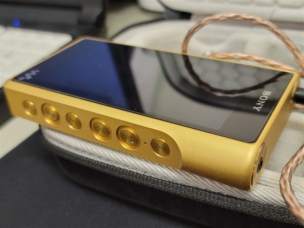 SONY NW-WM1Z Hi-Res Digital Audio Player Walkman Gold