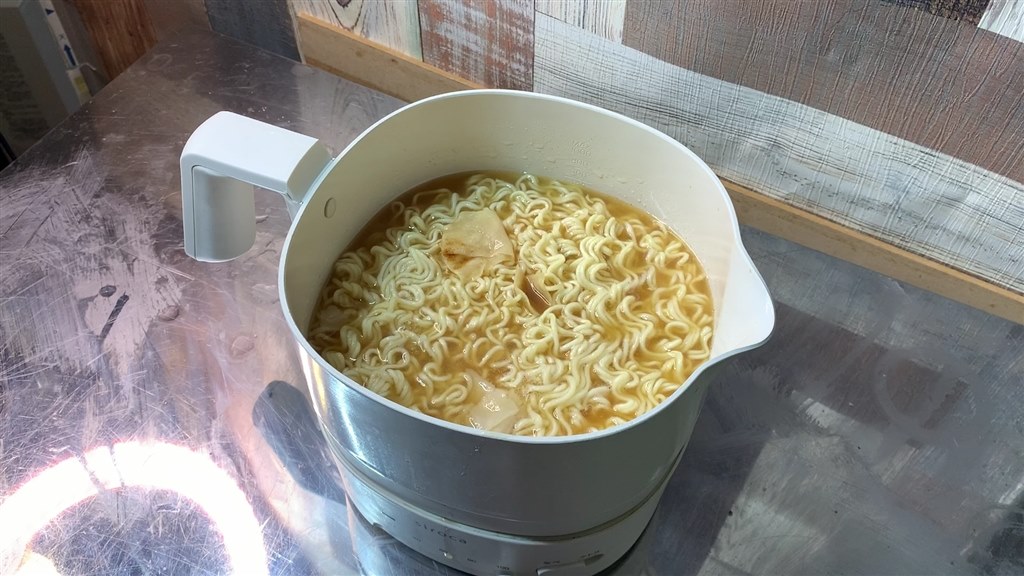 お湯が沸かせるだけでなく料理ができるのが便利』 シロカ お