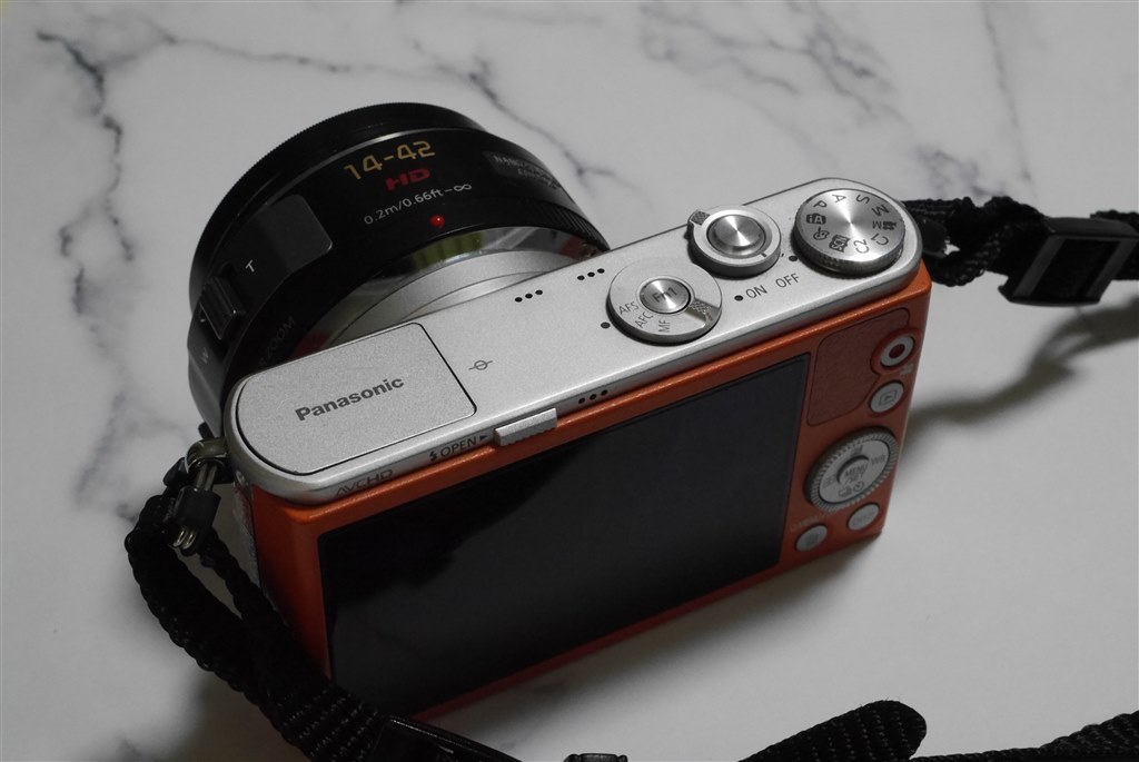 Panasonic パナソニック LUMIX DMC-GM1K レンズキット
